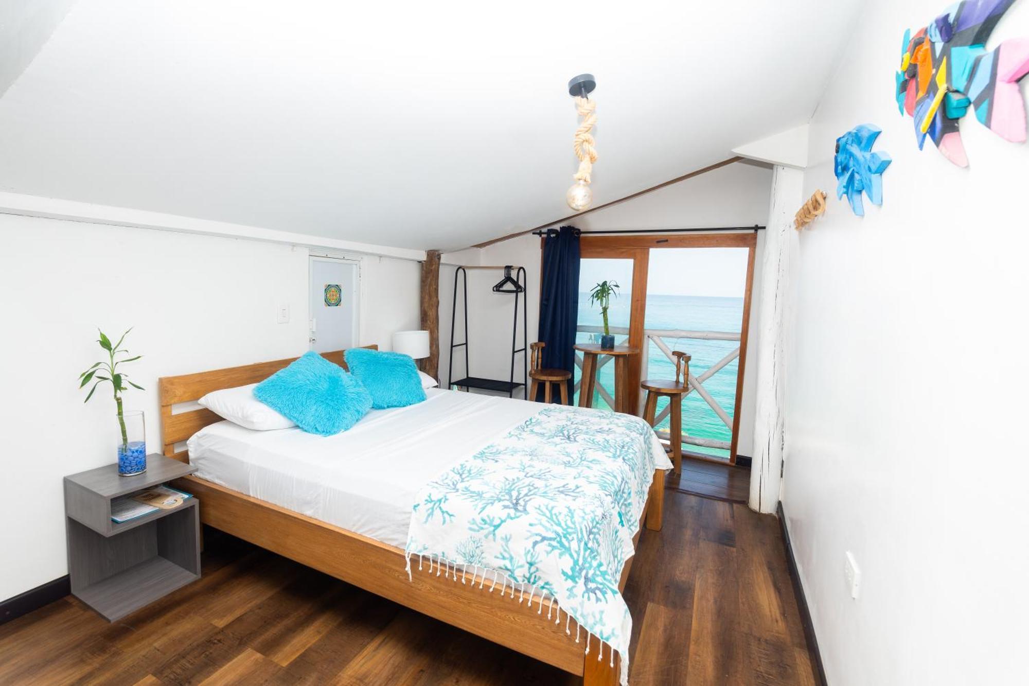 Cristal Blue Baru Hotel Pendales Exterior photo