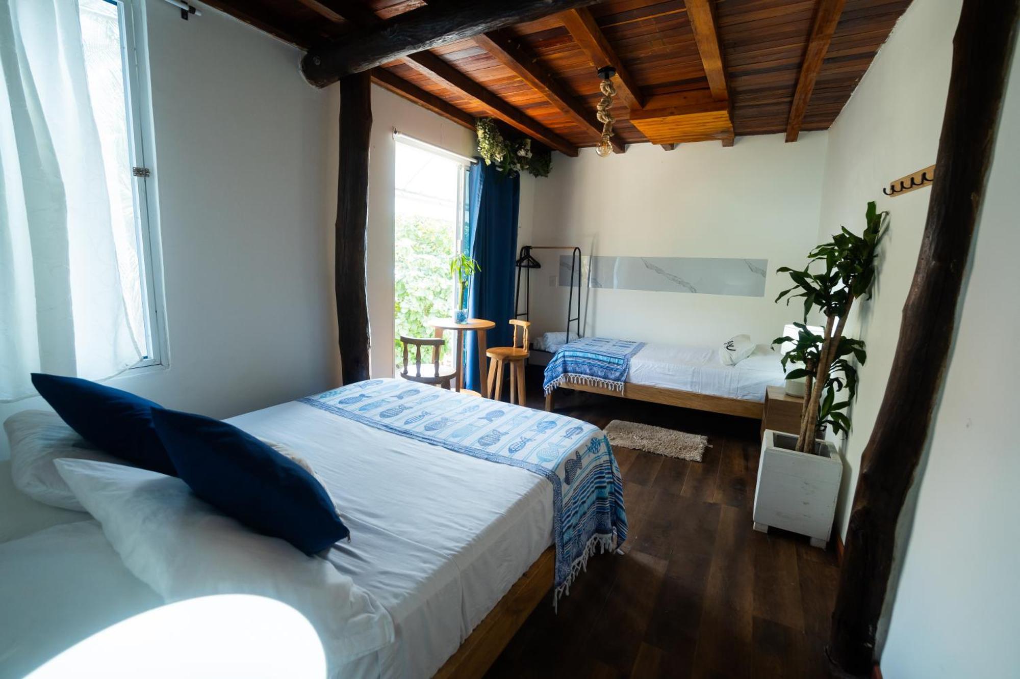 Cristal Blue Baru Hotel Pendales Exterior photo